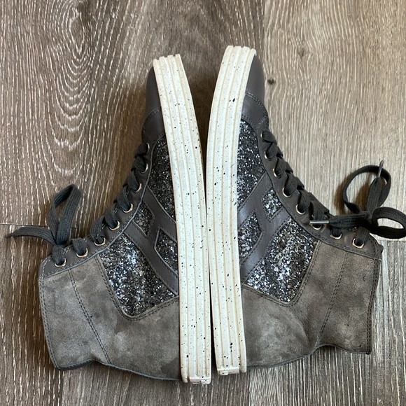 HOGAN - Picture 7 of 17